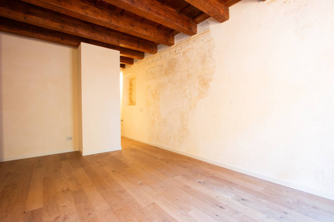 Appartamento in vendita a Verona