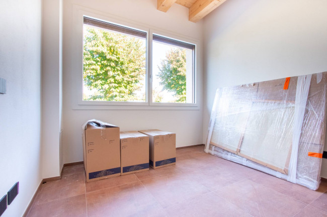 Landwirtschaftlicher Betrieb zu verkauf in Lazise