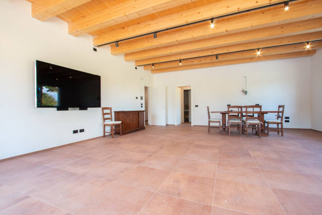 Landwirtschaftlicher Betrieb zu verkauf in Lazise