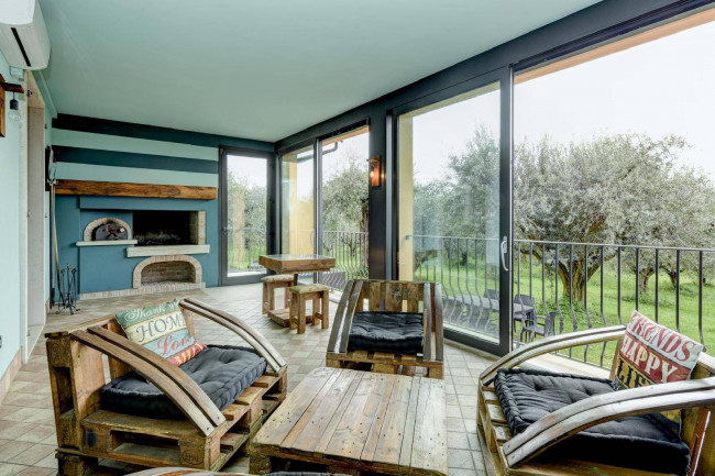 Villa in vendita a Bardolino