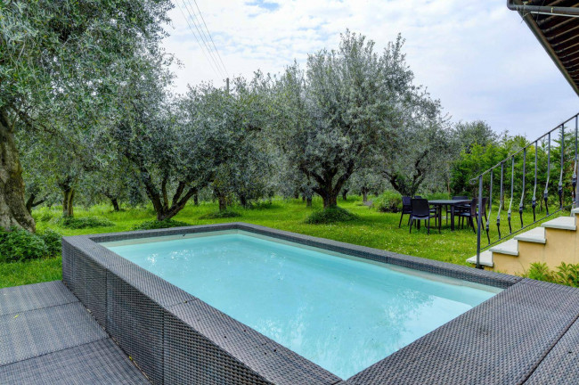 Villa in vendita a Bardolino