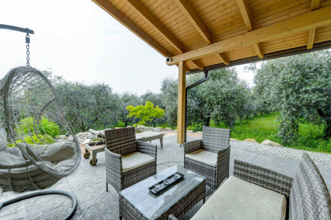 Villa in Vendita a Bardolino