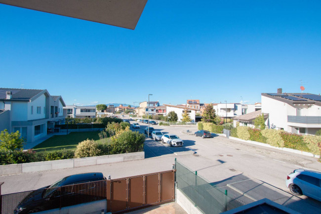 Villa for sale in San Giovanni Lupatoto