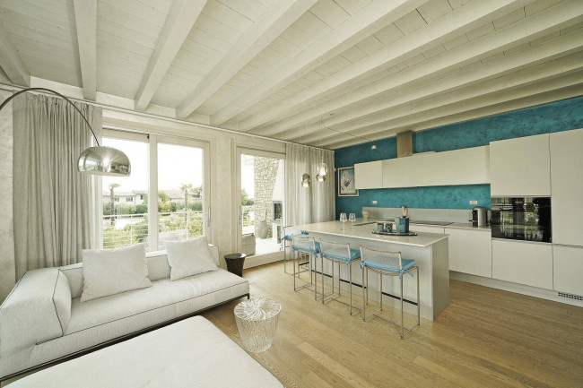 Appartamento in vendita a Sirmione