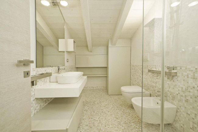 Appartamento in vendita a Sirmione