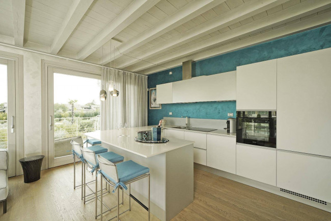 Appartamento in vendita a Sirmione