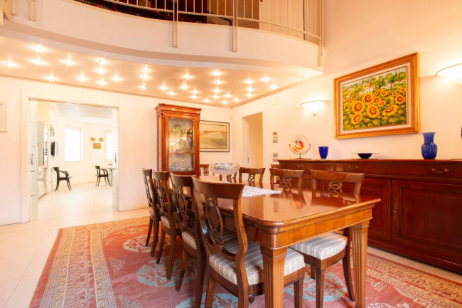 Villa in vendita a Verona