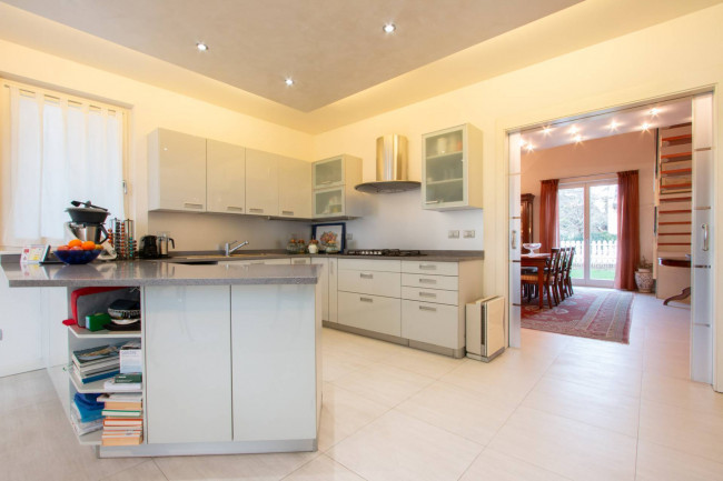 Villa in vendita a Verona