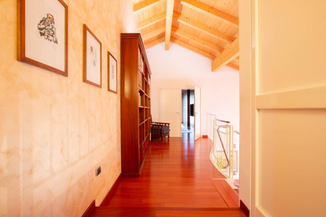 Villa in vendita a Verona