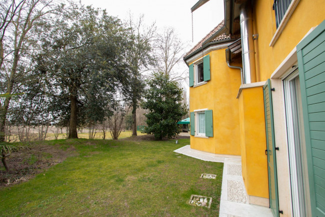 Villa in vendita a Verona