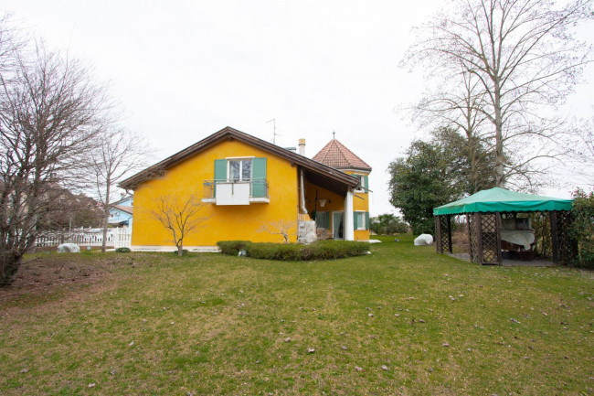 Villa in vendita a Verona