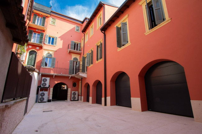 Garage in Vendita a Verona