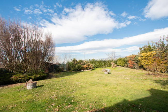 Villa for sale in Pescantina