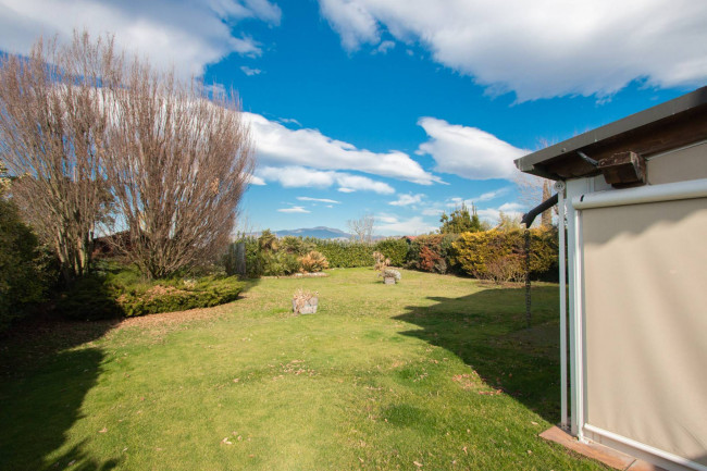 Villa for sale in Pescantina