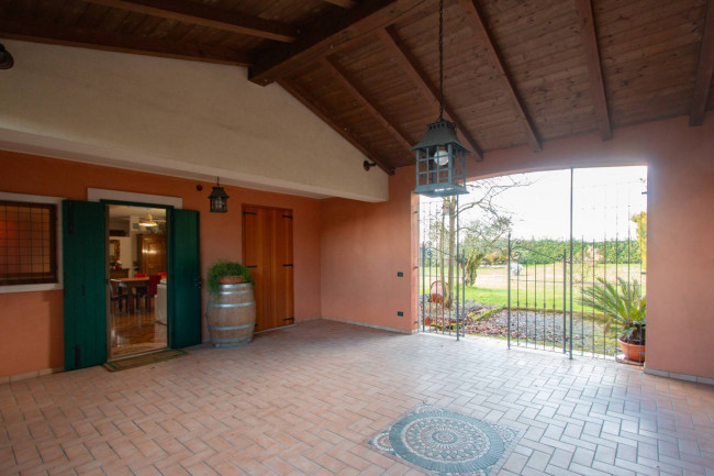 Villa for sale in Pescantina