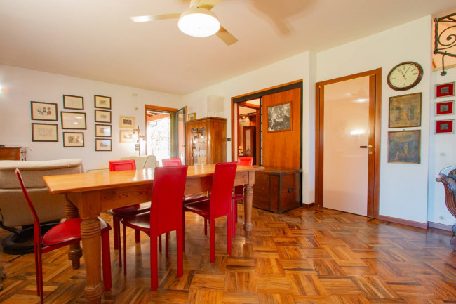 Villa for sale in Pescantina