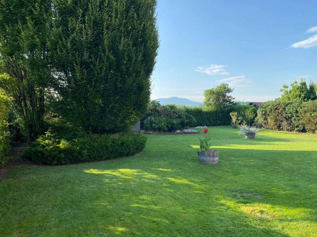 Villa for sale in Pescantina