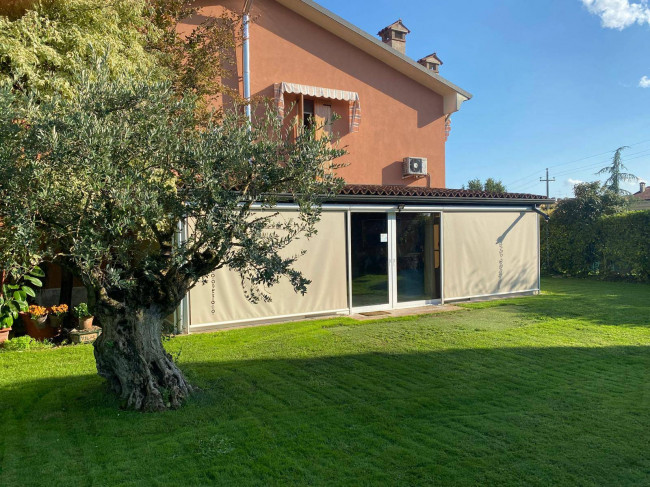 Villa for sale in Pescantina