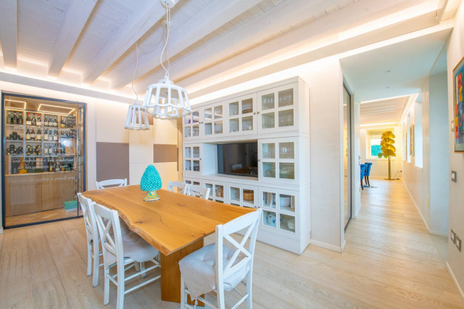 Villa in vendita a Lazise