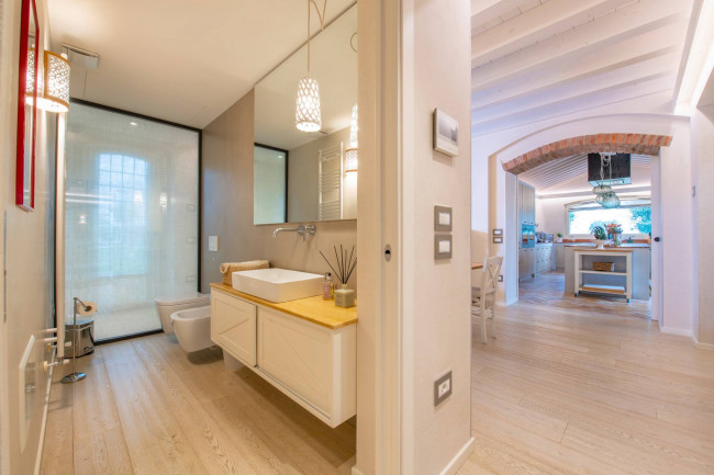 Villa in vendita a Lazise