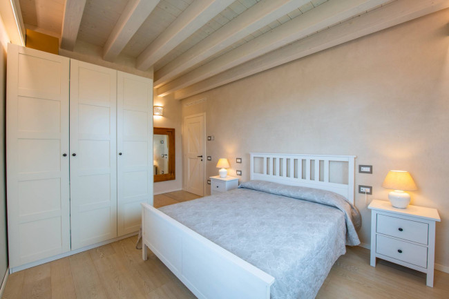 Villa in vendita a Lazise