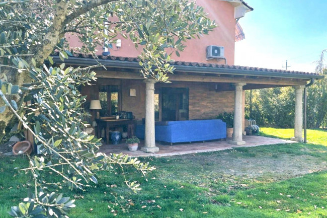 Villa for sale in Pescantina