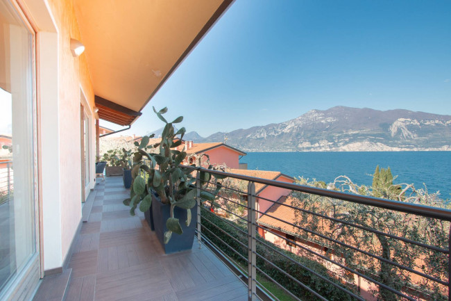 Villa in vendita a Brenzone