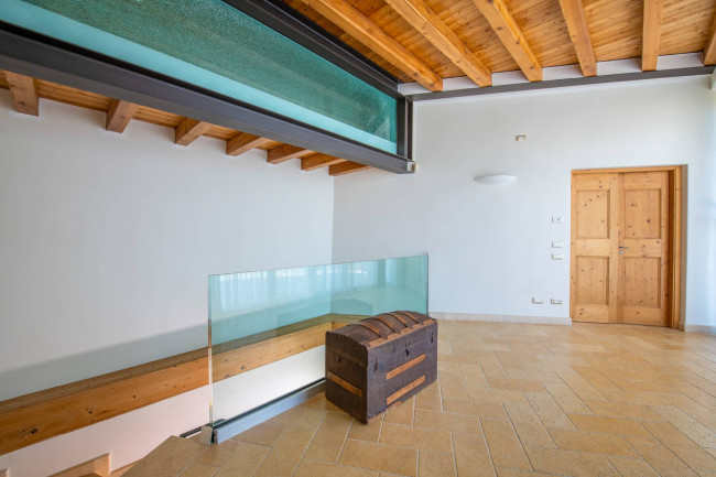 Rustico in vendita a Caprino Veronese