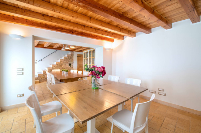 Rustico in vendita a Caprino Veronese