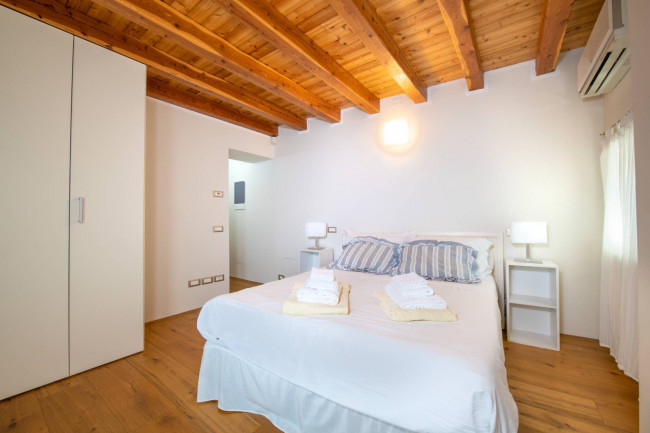 Rustico in vendita a Caprino Veronese