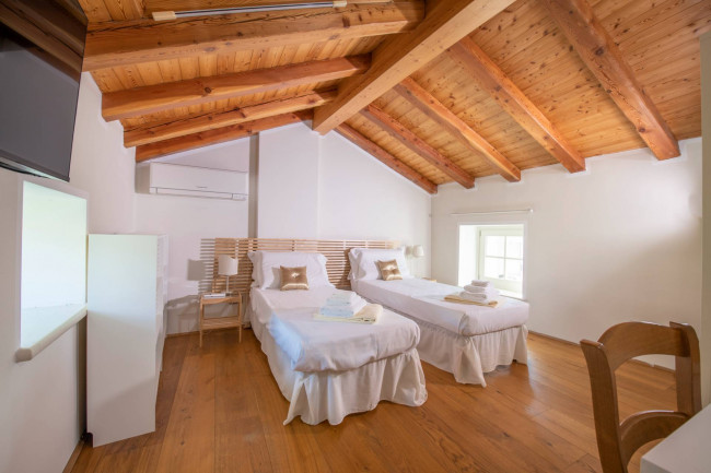 Rustico in vendita a Caprino Veronese