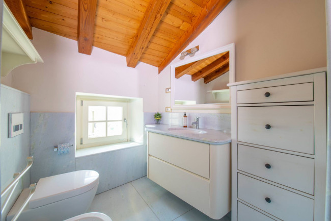 Rustico in vendita a Caprino Veronese