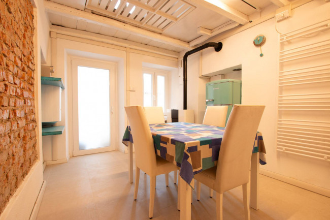 Casa Semindipendente in Vendita a Ferrara di Monte Baldo