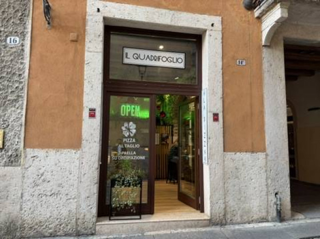 Locale commerciale in Affitto a Verona