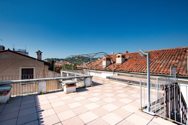 Appartamento in vendita a Verona