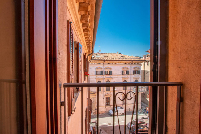 Appartamento in vendita a Verona