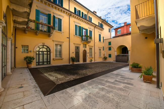 Appartamento in vendita a Verona