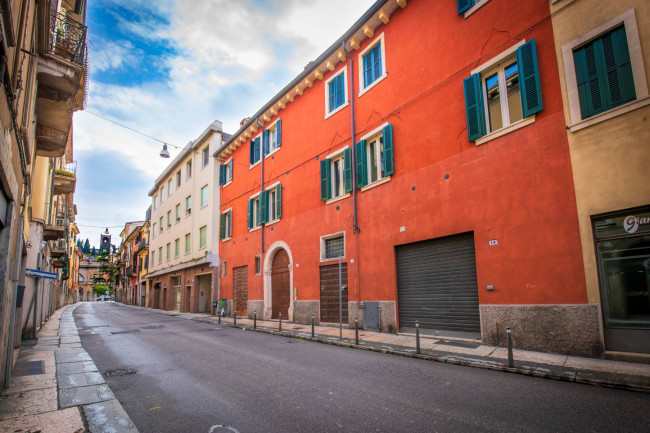 Appartamento in vendita a Verona