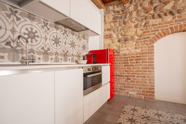 Stabile/Palazzo in vendita a Verona