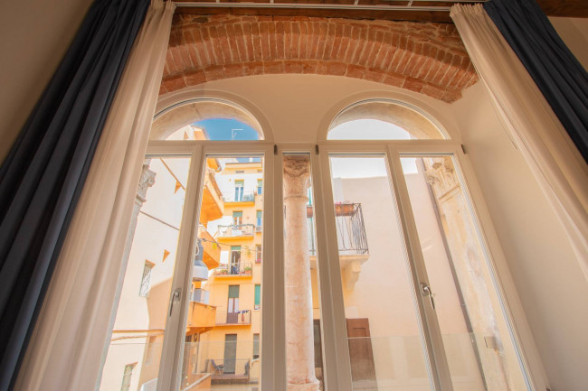 Stabile/Palazzo in vendita a Verona