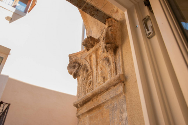 Stabile/Palazzo in vendita a Verona