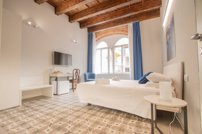 Stabile/Palazzo in vendita a Verona