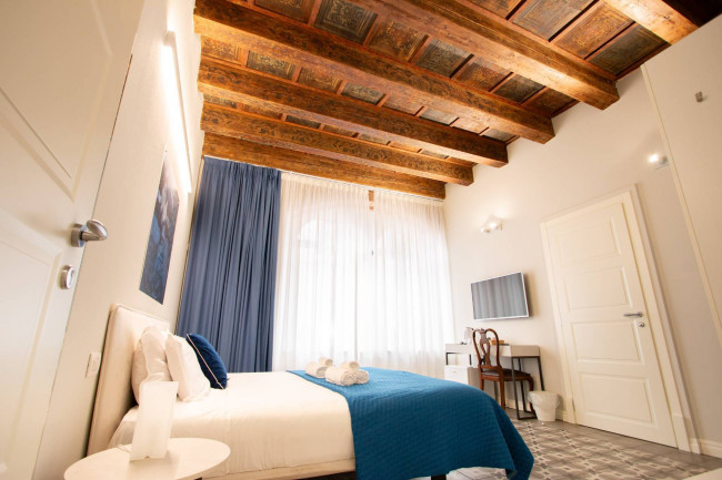 Stabile/Palazzo in vendita a Verona
