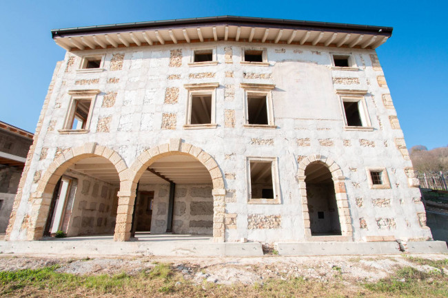 Casa singola in vendita a San Martino Buon Albergo