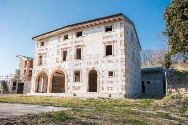 Casa singola in vendita a San Martino Buon Albergo
