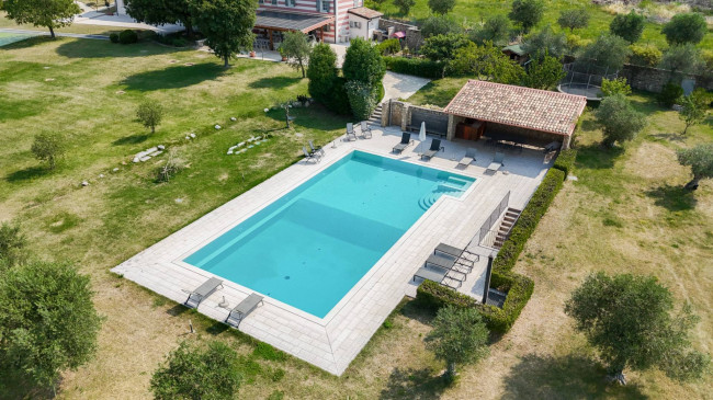 Casale in vendita a Caprino Veronese