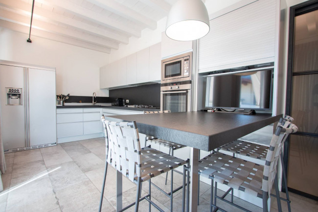 Appartamento in vendita a Sirmione