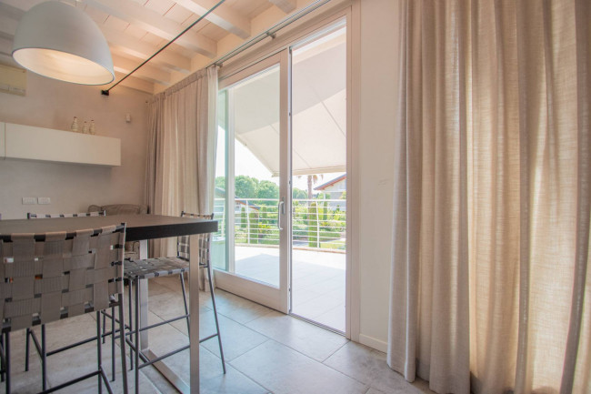 Appartamento in vendita a Sirmione