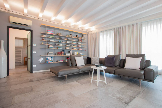 Appartamento in vendita a Sirmione