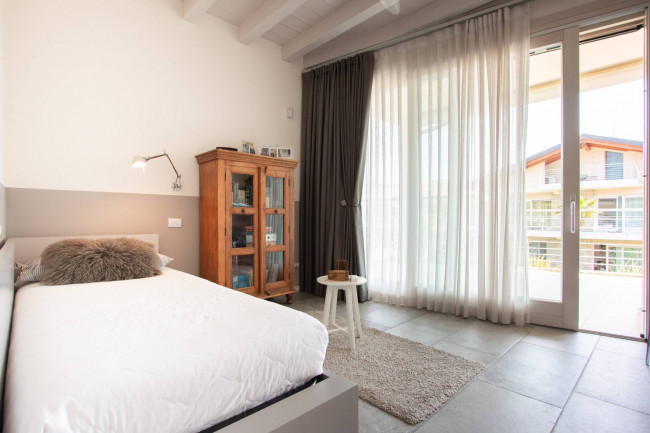 Appartamento in vendita a Sirmione
